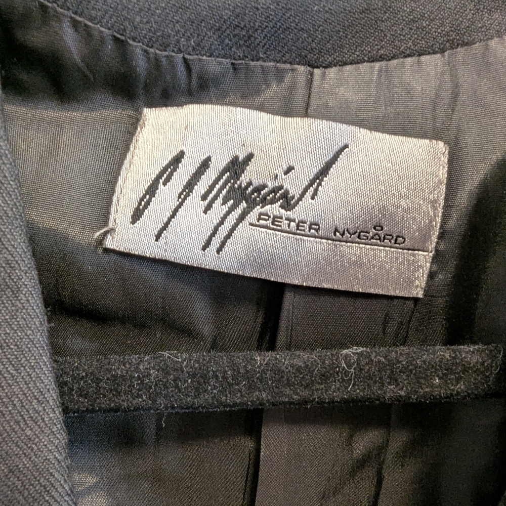 Peter Nygard Pure Virgin Wool Blazer - Picture 6 of 8